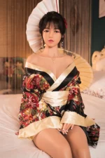 Japanese Kimono Sex Doll Zulema 165cm - Image 3